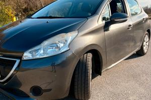 Peugeot 208 1.4 HDI