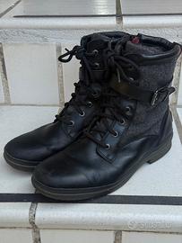 Stivali UGG Kesey