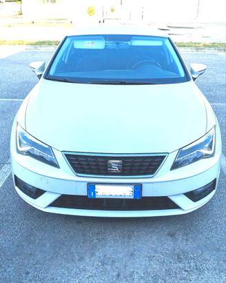 Seat Leon 1.5tgi metano gancio traino 