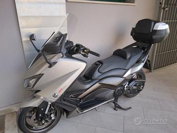 Yamaha T Max 530 - 2015