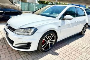 Volkswagen Golf 2.0 GTD DSG - PREZZO PROMO