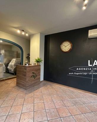 Attività / Licenza di 66 m² con 3 locali a Marosti