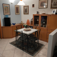 Mobile soggiorno con tavolo