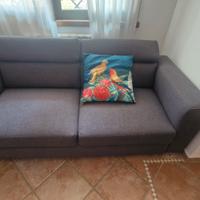 Divano moderno