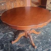 Tavolo rotondo in legno estensibile