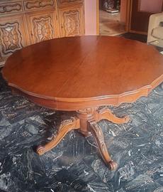 Tavolo rotondo in legno estensibile