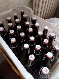 bottiglie di vetro per birra o salsa 