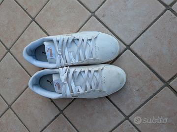 Scarpe sneakers bianche