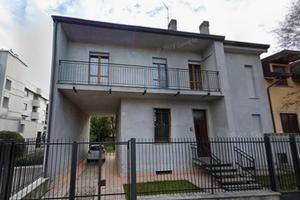 Stanza singola a Vedano al Lambro