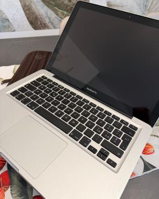 Mac Book Pro Early 2011