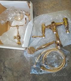 gruppo esterno vasca colore oro stile lusso