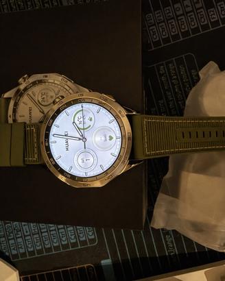 Huawei Watch GT 4 – Eleganza e Tecnologia