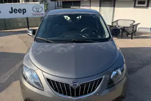 Lancia Ypsilon 1.0 FireFly 5 porte S&S Hybrid Ecoc