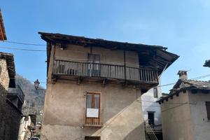 Brossasco - Casa in centro da ristrutturare