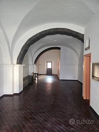 Bottega per uso commerciale