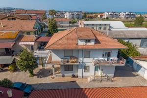 Cologna Spiaggia Indipendendente con annessi
