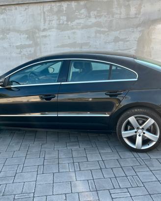 Passat CC 2000 140cv nero full anno 2009 cerchi 18
