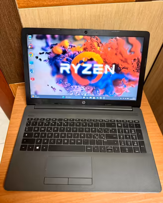 Pc Portatile HP 255 G7 Slim Ryzen 3 Vega SSD Nuovo