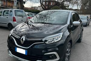 Renault Captur 1.5dci-restyling-tagliandi certific