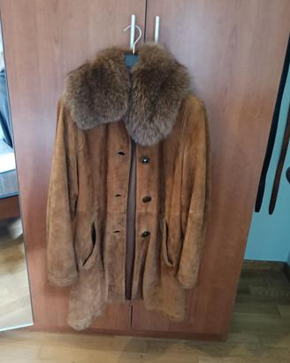 Cappotto in renna, vera pelle con collo in volpe