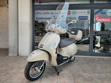 Vespa GTS 300 HPE 2024