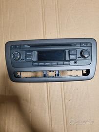 Radio  seat ibiza 6j