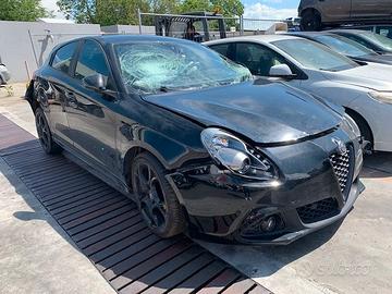 Per RICAMBI Alfa Romeo Giulietta 2018 diesel 88kW