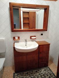 Bagno in legno