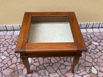 Tavolino in legno con teca