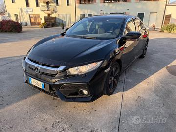 Honda Civic 1.0T 5 porte Executive