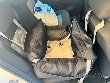 Cuccia per auto