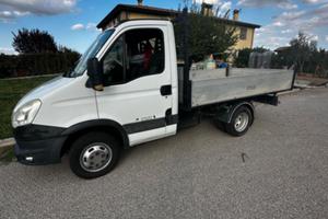 Iveco Daily ribaltabile trilaterale