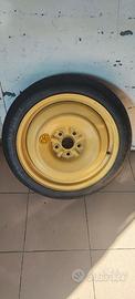 Ruotino di scorta: T125/70D7 5X114.3