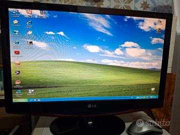 Monitor pc LG Flatron M227WDP 22 pollici