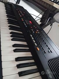 Tastiera Roland E66