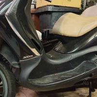 BEVERLY 300 TOURER 2009 2010 RICAMBI PIAGGIO pompa