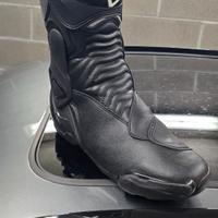 stivali moto usati davvero poco TG 46