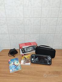 Nintendo Switch Lite + 2 giochi 