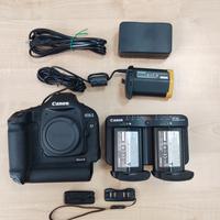 Canon EOS-1D MK III 3 + 2 Batterie + AC Adapter