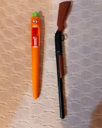 Penne a forma di fucile e di carota,a scatto,nuove