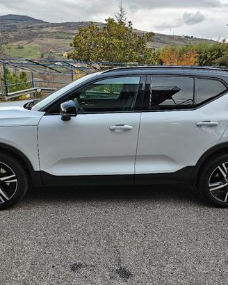 Volvo XC40 Diesel D3 AWD R-Design Autimatica 4x4
