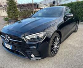 Mercedes-Benz Classe E Cpé E 220 d 4Matic Pre...