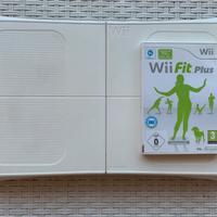 Pedana piu gioco Wii fit Plus