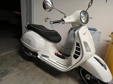 Vespa GTS 125 Super ie