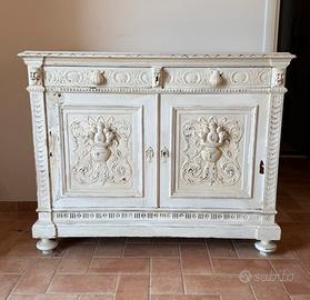 Credenza in legno massello shabby