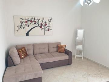 3 1/2 vani impeccabile stabile signorile ginestre