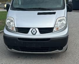 RENAULT Trafic T29 2.5 dCi/150 PC-TN Passenger P