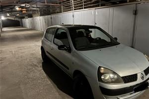 clio anno 2003