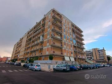 Posto Auto in Via Achille Grandi 72