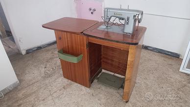 macchina da cucire antica Karser anni 50